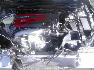 Illustration for article titled That Wrecked 164-Mile Honda Civic Type R Could Be Your Next Salvage Race Car